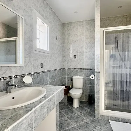 Calma, Confort, Piscine & Jacuzzi Villa Teyran